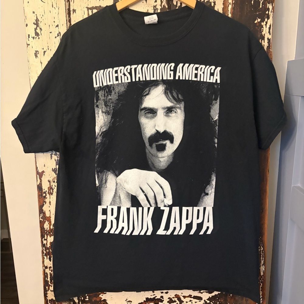 Frank Zappa GraphicโUnderstanding America T-Shirt. Menโs XL.